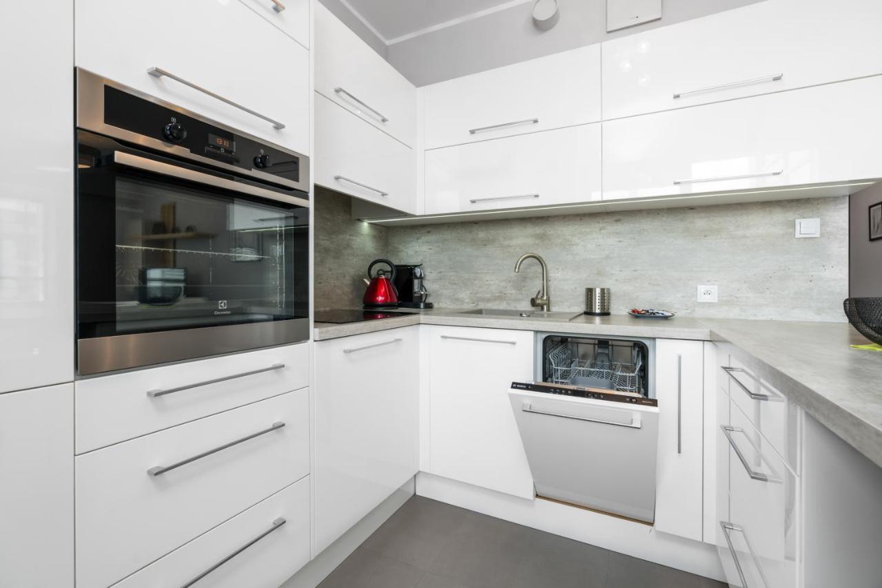 Apartments Poznan Towarowa By Noclegi Renters Exterior photo
