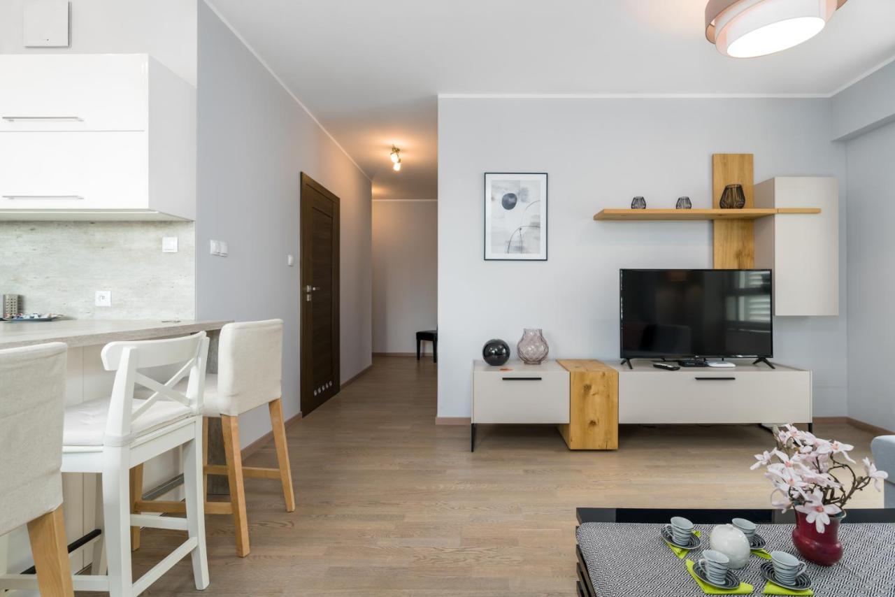 Apartments Poznan Towarowa By Noclegi Renters Exterior photo